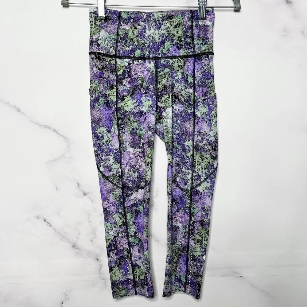 Lululemon Fast‎ & Free Crop II Nulux 19